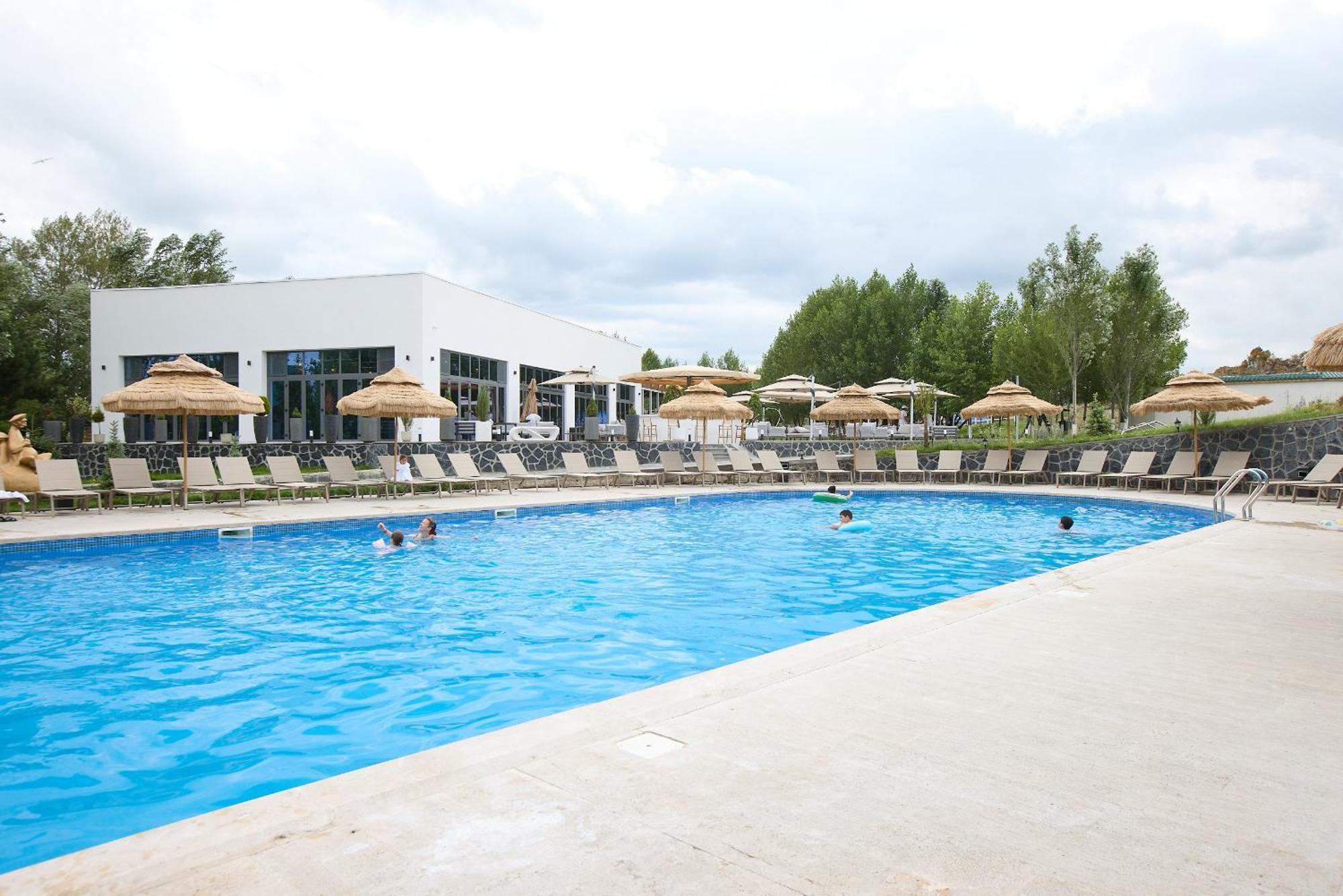 Noy Land Resort Sewan Zewnętrze zdjęcie